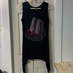 Black Sleeveless Top w/ Sparkly Red Pink Shoe Design